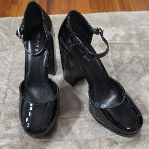 Madden Girl Women's Glossy Black Square Block Heels Buckles Classic Sz 9 EUC